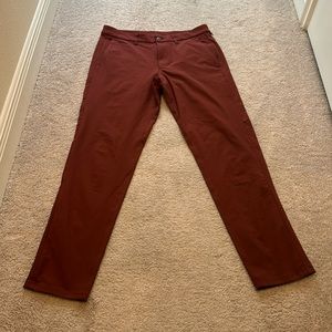 Lululemon - Commission Pant Slim *Warpstream* 32 - Date Brown